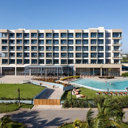 Hilton Garden Inn La Romana Exterior photo