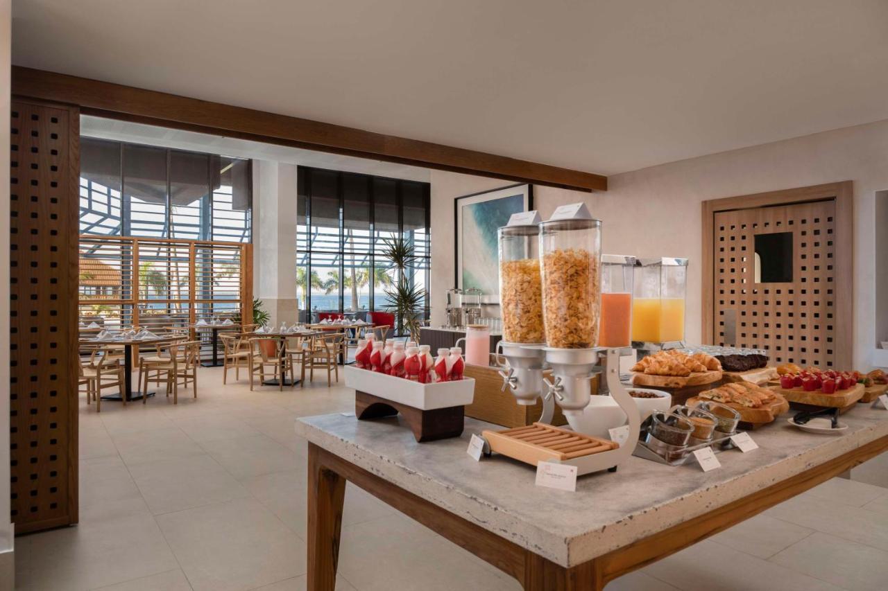 Hilton Garden Inn La Romana Exterior photo
